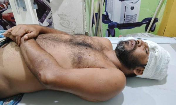 বরিশালে সাংবাদিক খান মাইনউদ্দিনকে কুপিয়ে জখম